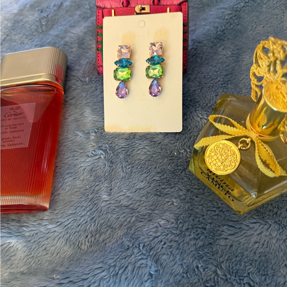 Elegant Multicolor Crystal Drop Earrings - Picture 4 of 4
